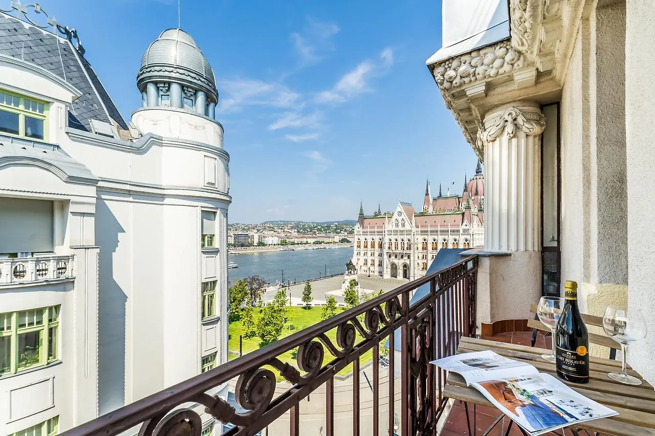 Amora Homes Breathless View Parliament 2 Luxury Suites With Terrace Free Parking Reservation Needed بودابست شقة