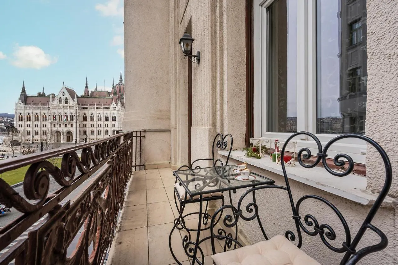 Parlament Luxury Apartment Budapest