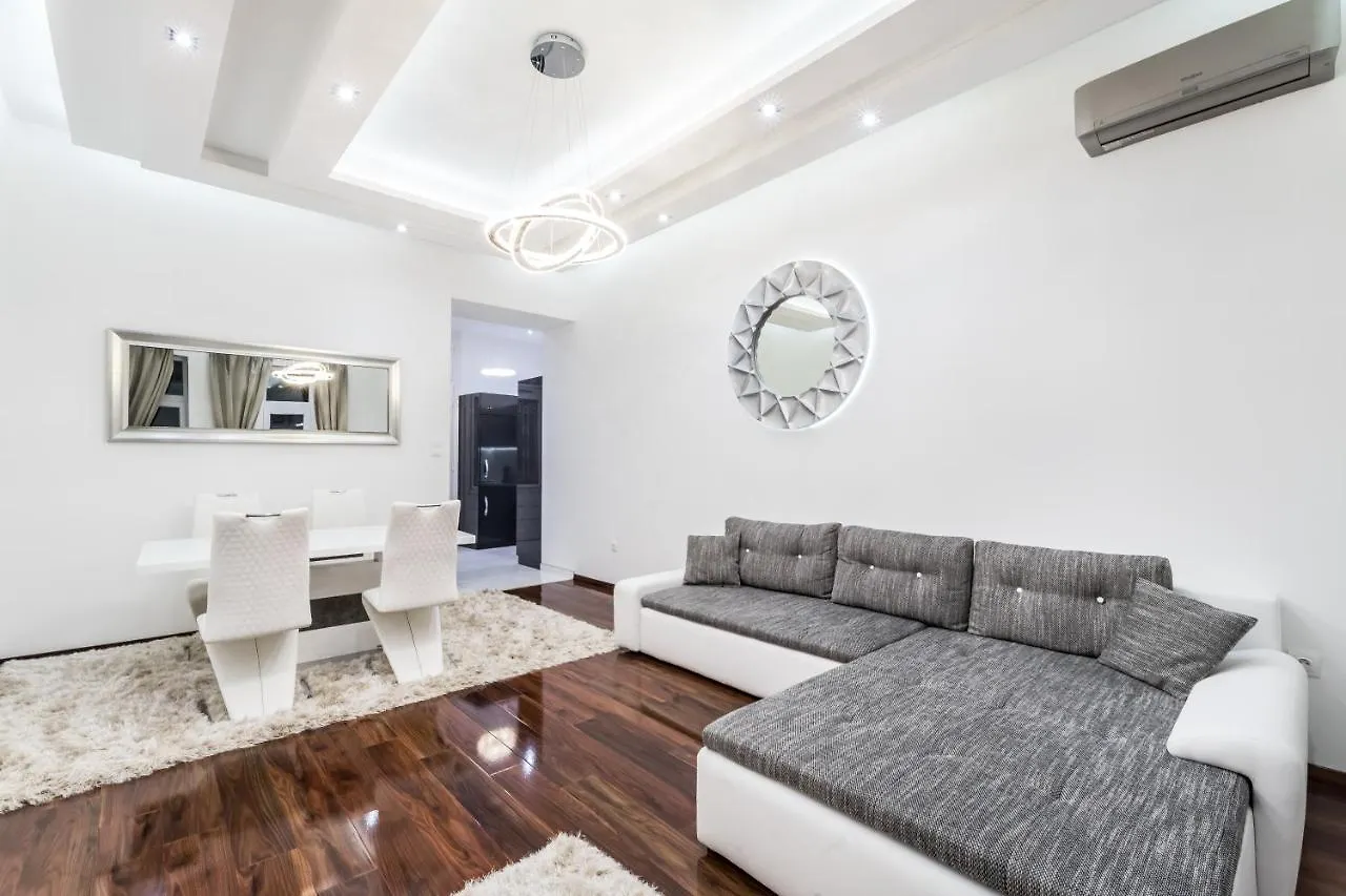 Parlament Luxury Apartment Budapest 0*,