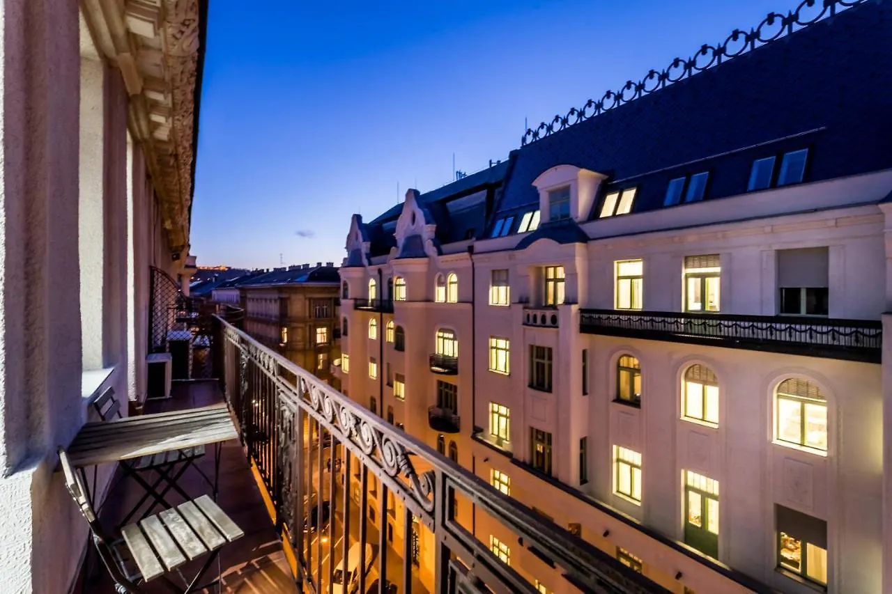 Apartment Amora Homes Breathless View Parliament 2 Luxury Suites With Terrace Free Parking Reservation Needed Budapest